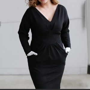 V Neck Black Dress with Pockets